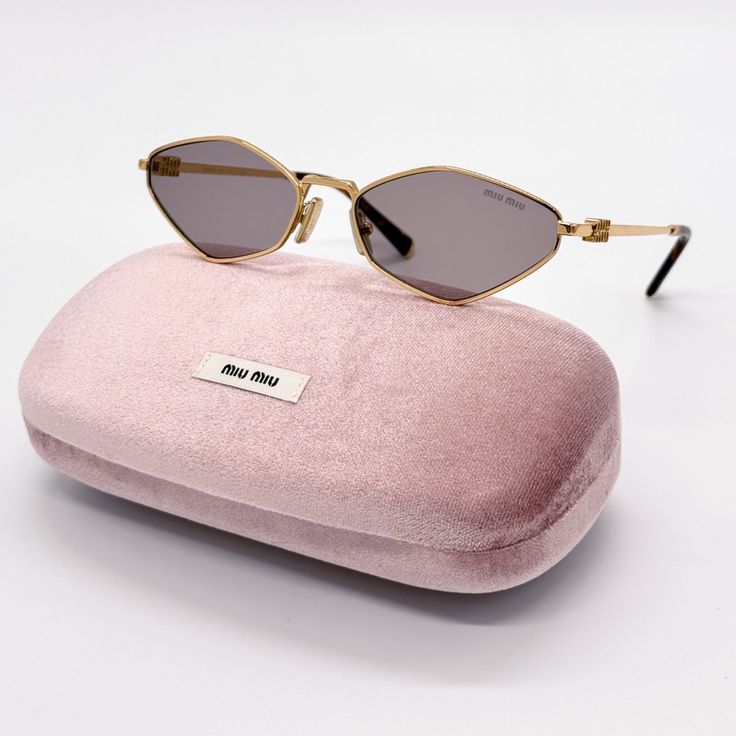 BUY 1 GET 2 – MIU MIU 56zs + BRACELET LOVE DIAMONDS CR